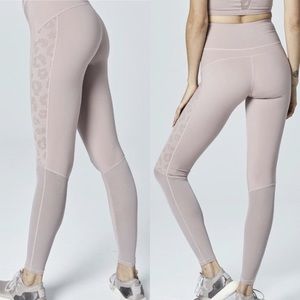 Varley High Rise Cheetah Design Harter Leggings in Deauville